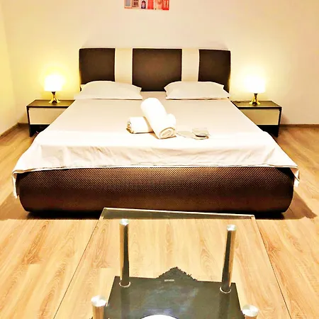 Highclass * Bucureşti