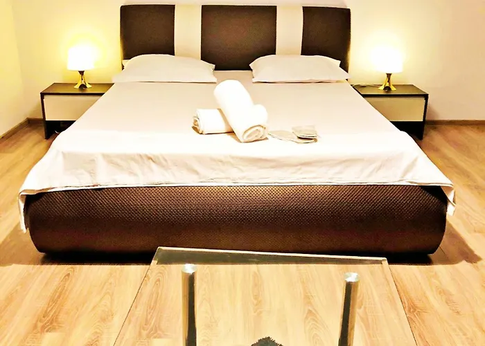 Highclass * Bucureşti